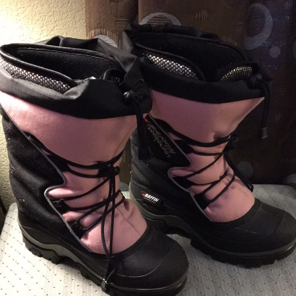 Baffin women’s snowboots sz 7W